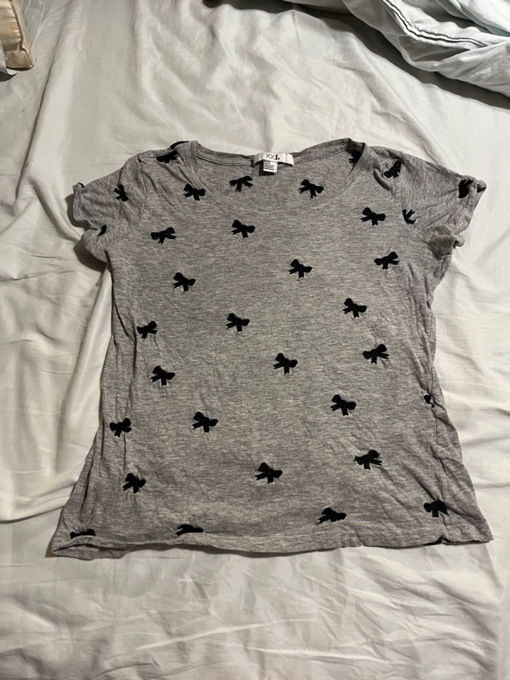 XXI. Cotton T-Shirt with Bow Pattern - Size M